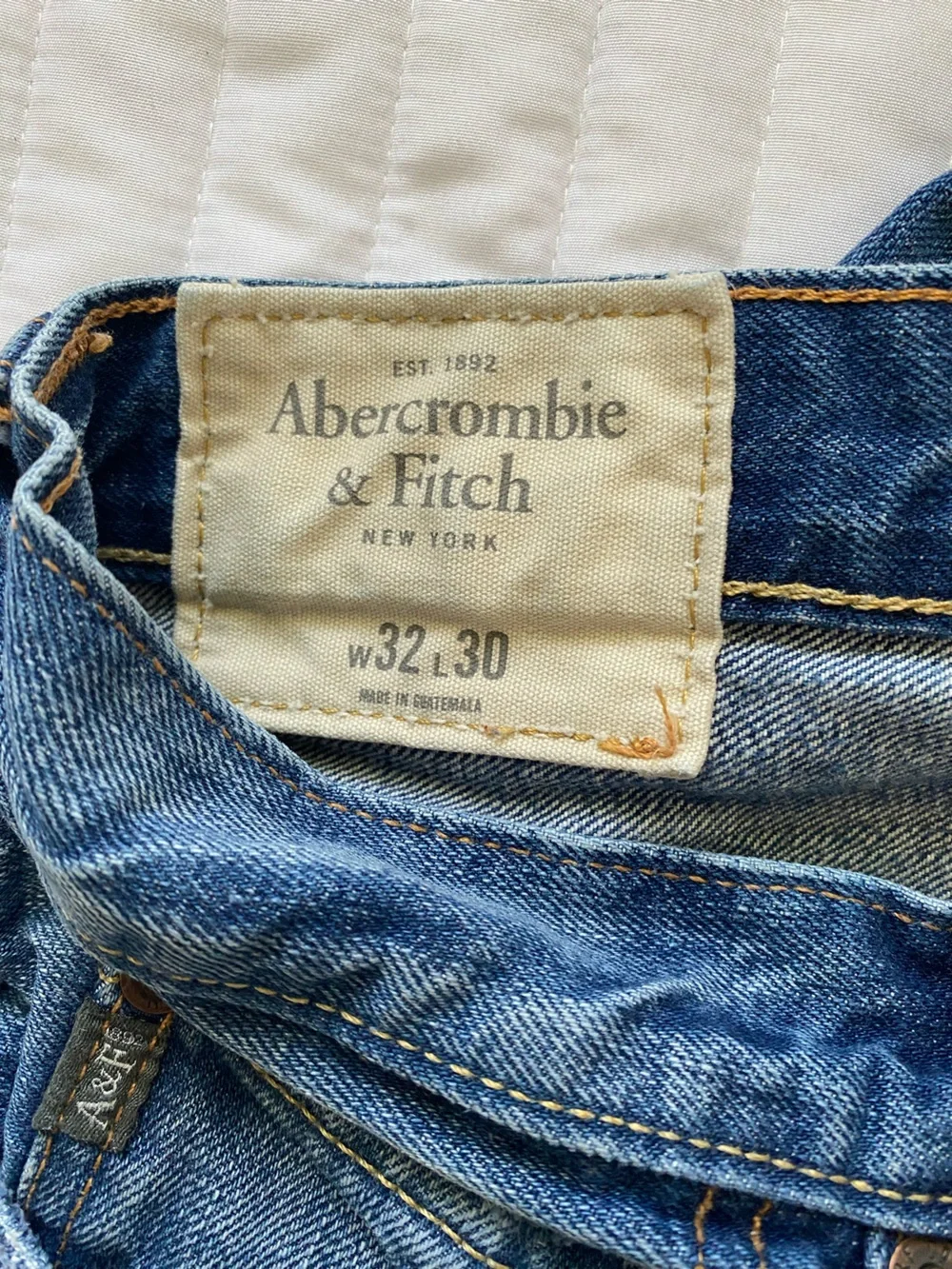 Abercrombie & Fitch classic straight